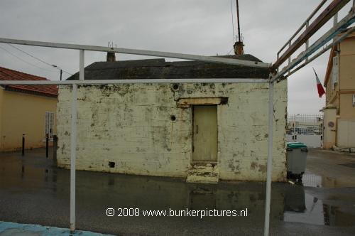 © bunkerpictures - Type 668 personnel bunker